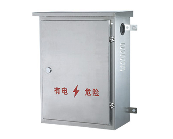 不銹鋼戶外端子箱、分線箱適用于交流、直流電路中，采用標準鋼板、不銹鋼臺架，加裝端子組成成套裝置后，作為變壓器、斷路器、互感器等電力設備的接線端子箱使用。…